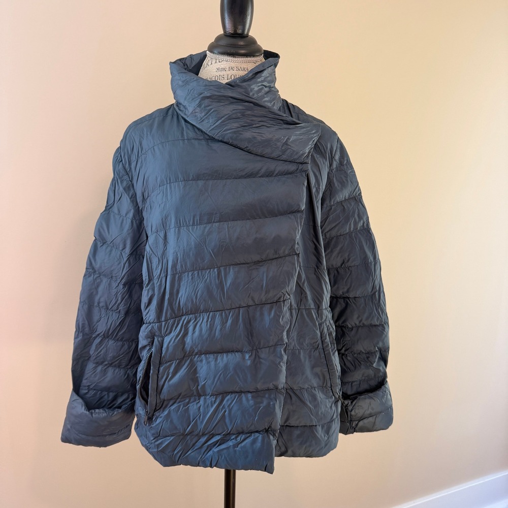 Lole Women's Blue Asymmetrical Puffer Jacket Size L